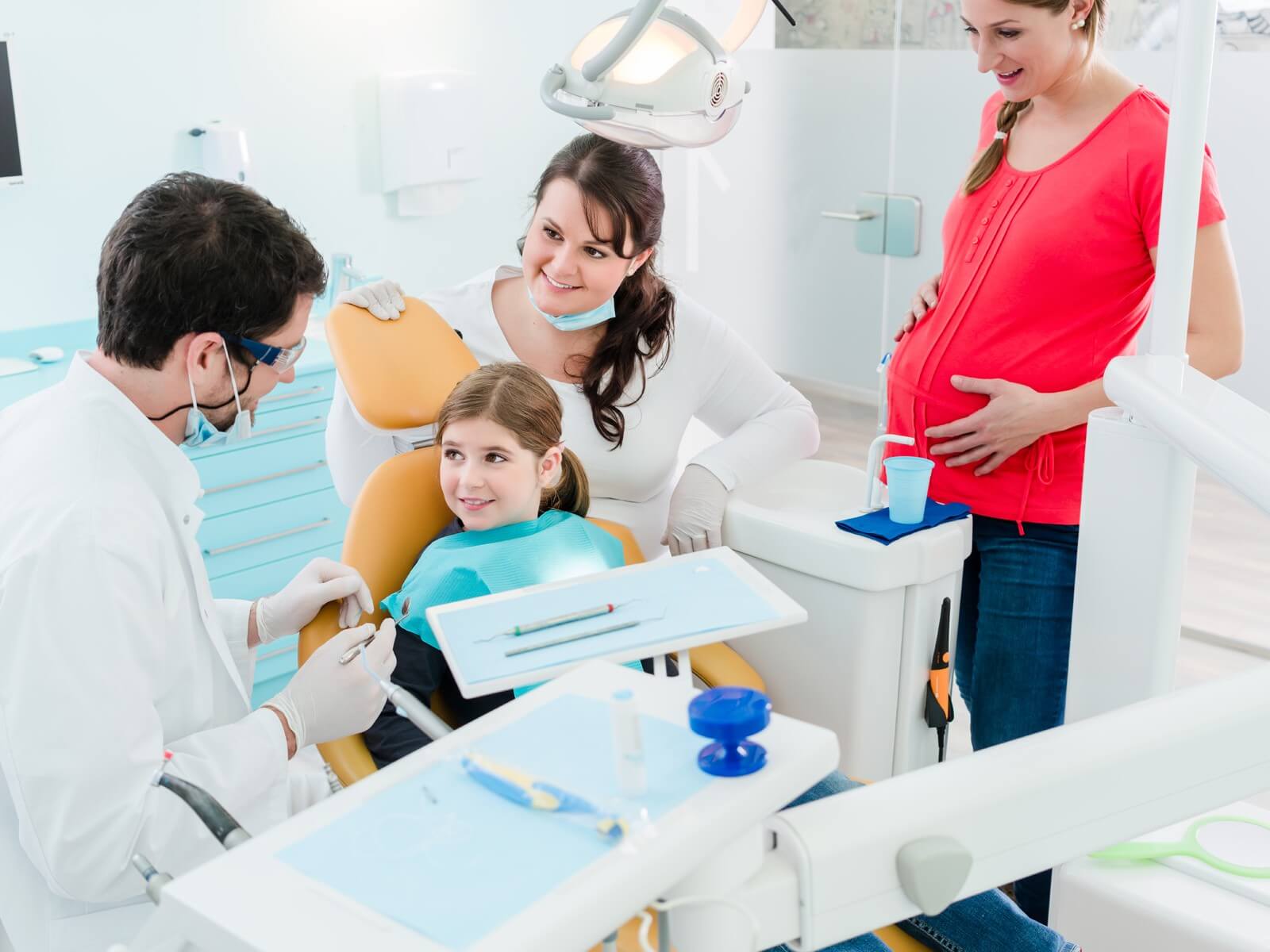 Difference Between A Family Dentist and General Dentist