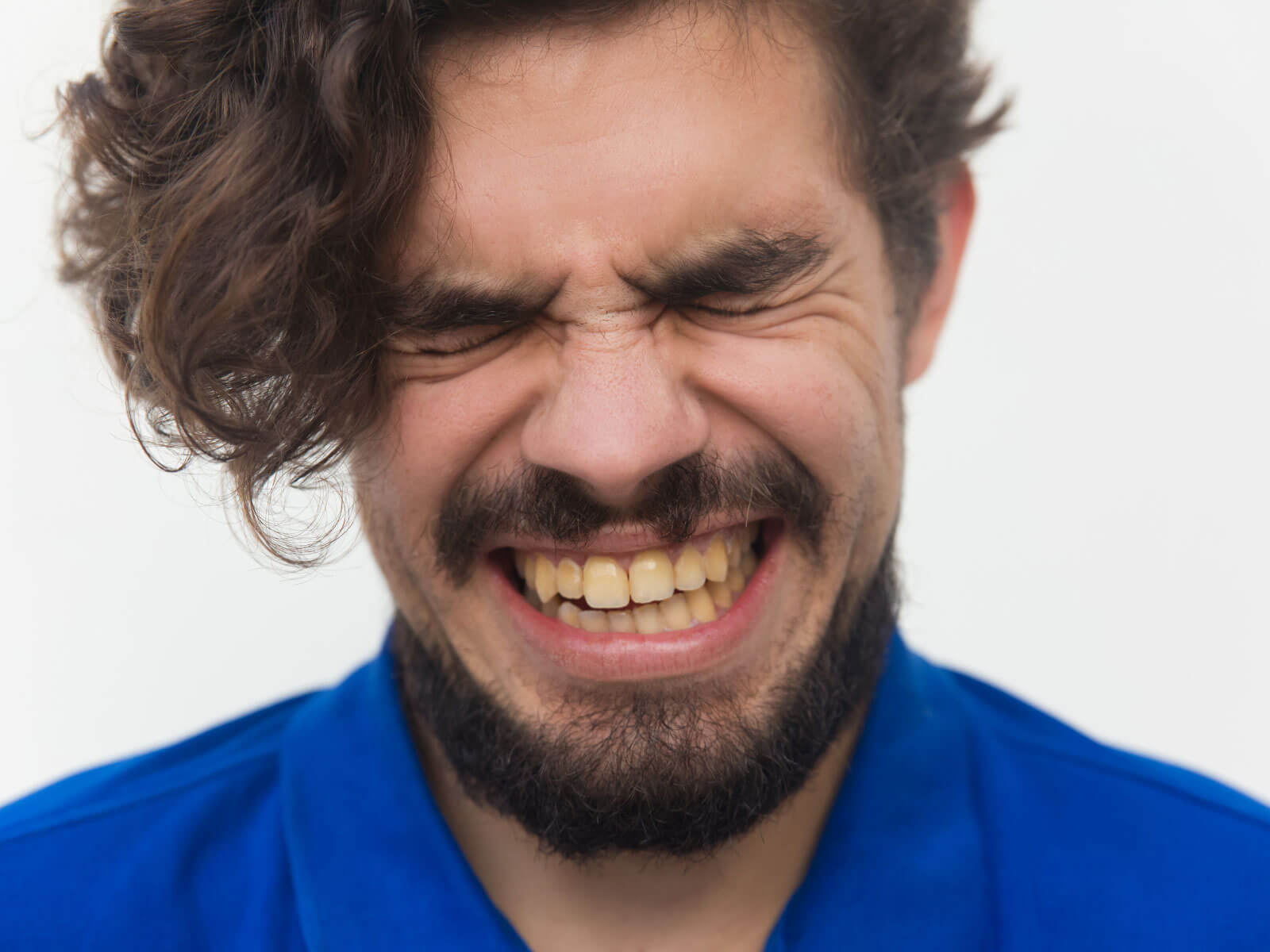 8 Common Causes of Yellow Teeth and How to Prevent Them